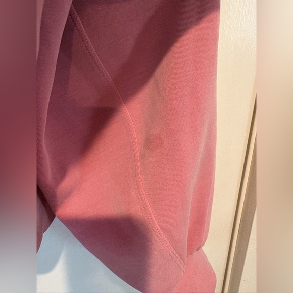 Lululemon Peloton Pink Cropped Crew Neck Oversized - Picture 6 of 6